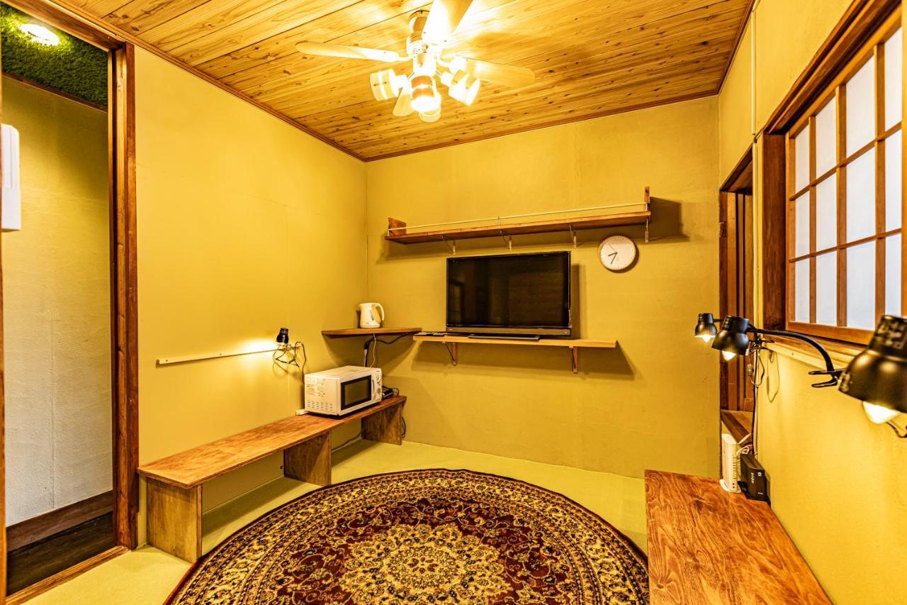 47Hostel Wadomari Bagian luar foto